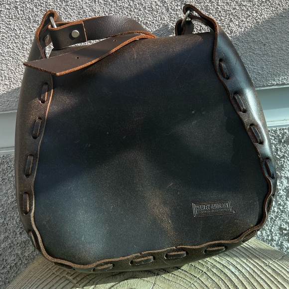 ꧁ Vintage Brown Harley Davidson Handstitched Leather Crossbody Bag ꧂ - Picture 5 of 7